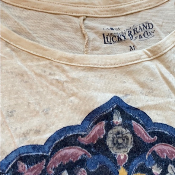 Lucky Brand & Co t-shirt size M w scarf - Picture 3 of 5